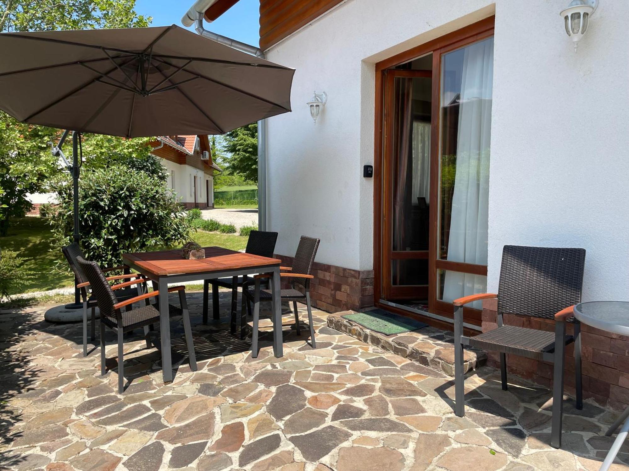 Zalacsány Appartement Kastelo Teraso מראה חיצוני תמונה